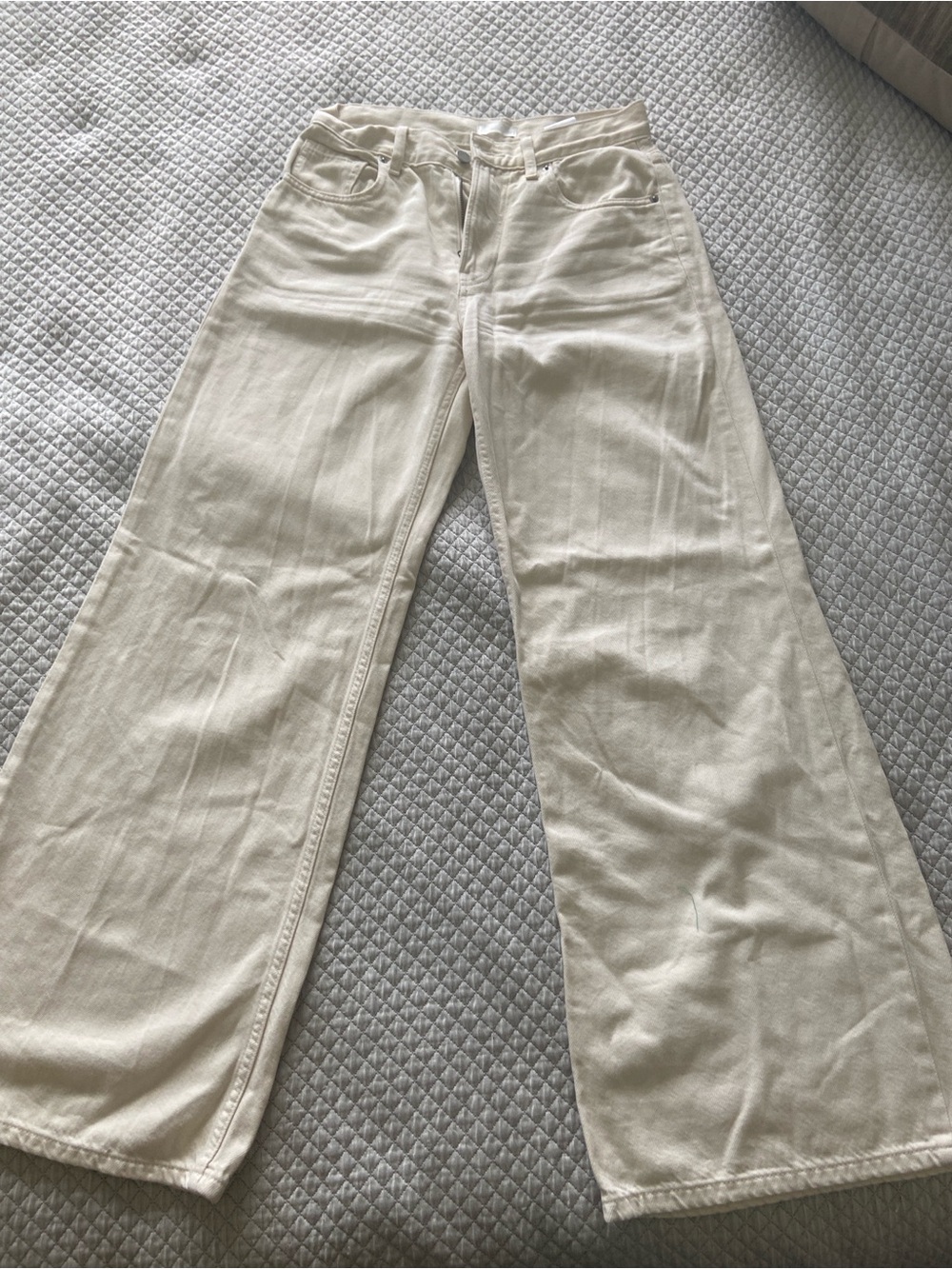 Uniqlo Cream Wide-Leg High-Rise Jeans